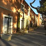 Du Mas Hotel