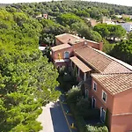 Du Mas Hotel
