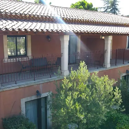 Du Mas Hotel