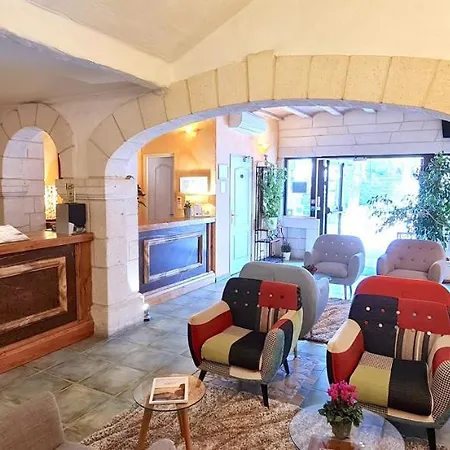 Du Mas Hotel