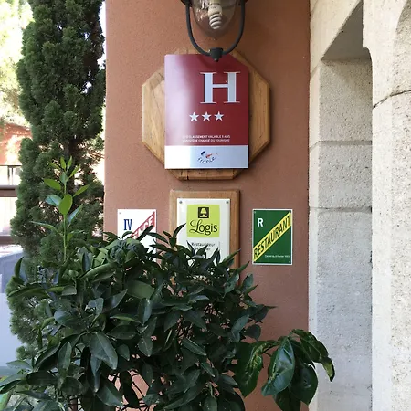 Du Mas Szálloda 3*