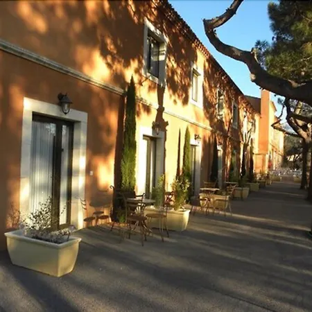 Du Mas Hotel