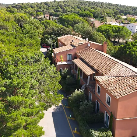 Du Mas Hotel