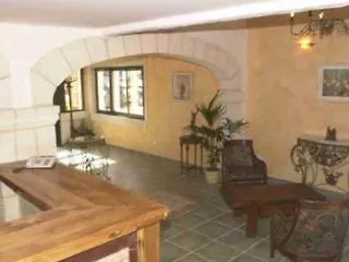 Du Mas 3*